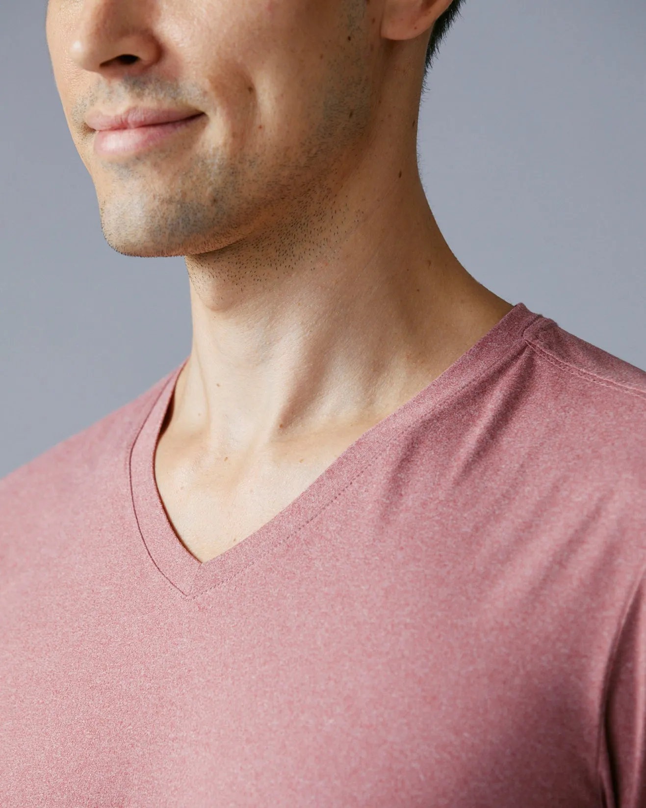 FINAL SALE - Runweight V Neck - Trim Fit