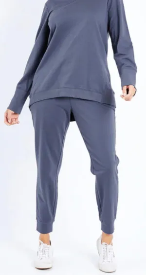 Lindsay Jogger