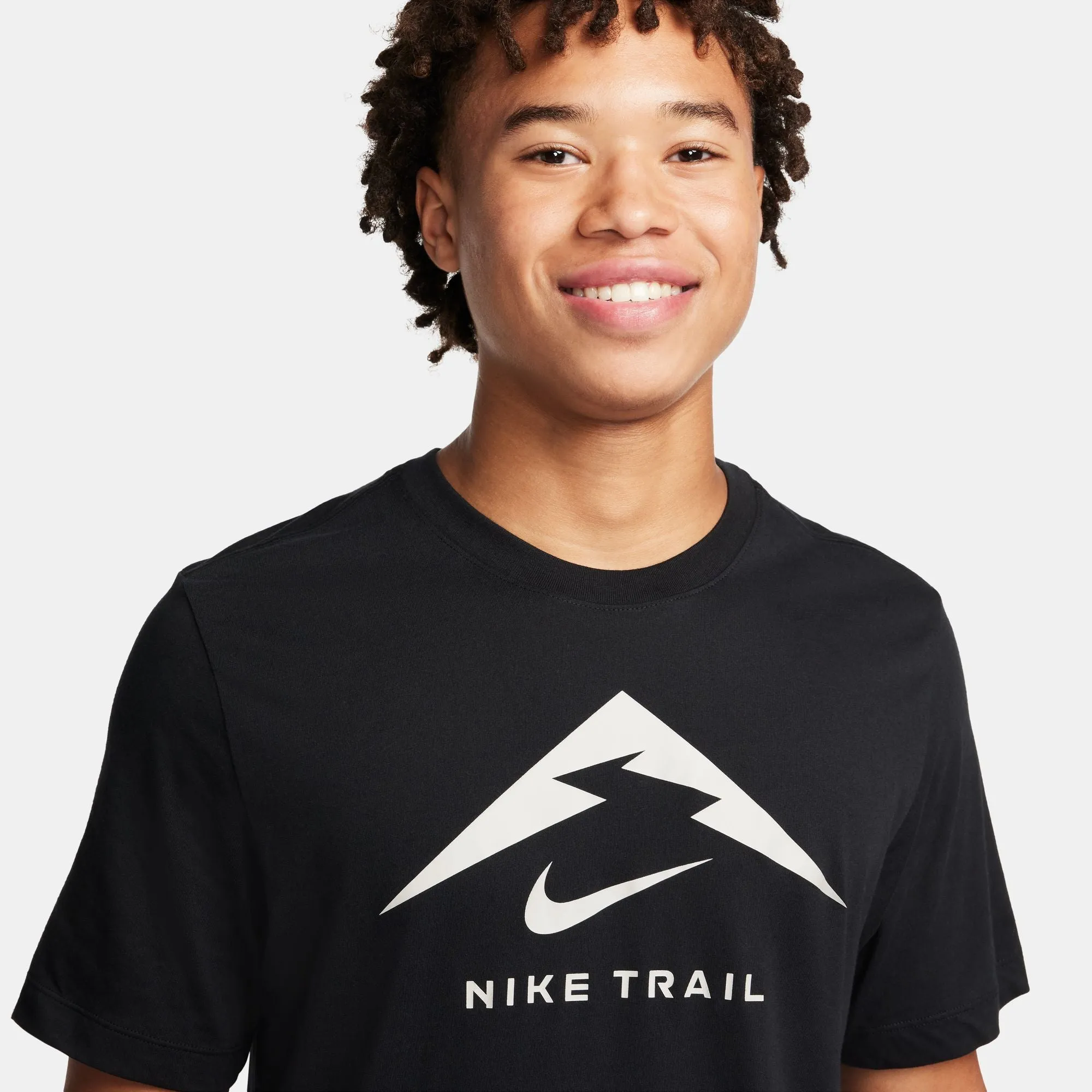 Nike Trail Dri-FIT Tee | Black | Mens