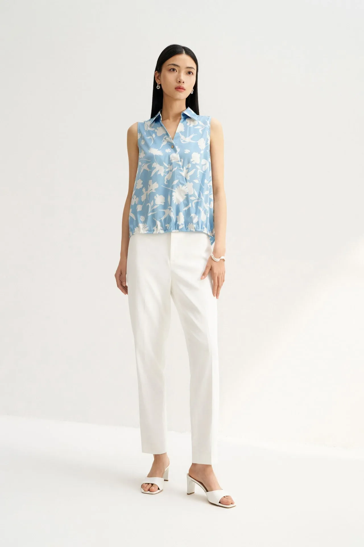 Sleeveless Floral Wrapped Blouse